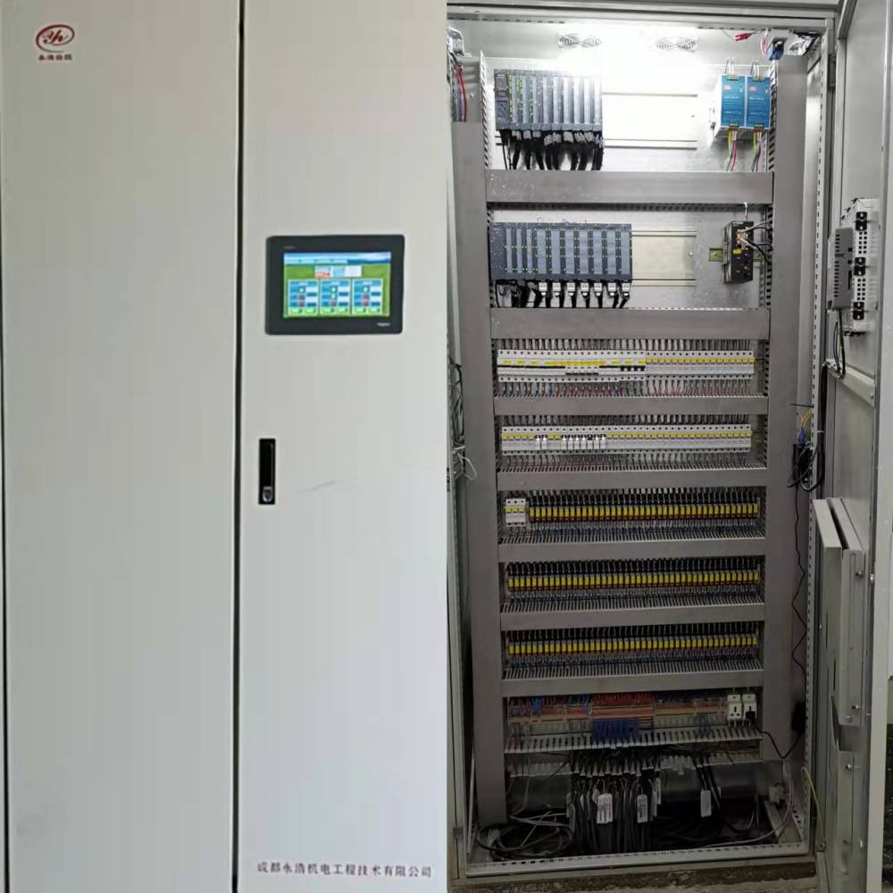 永浩機(jī)電 PLC控制柜(1).jpg